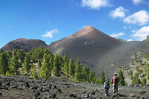 Cascades et volcans aux Canaries