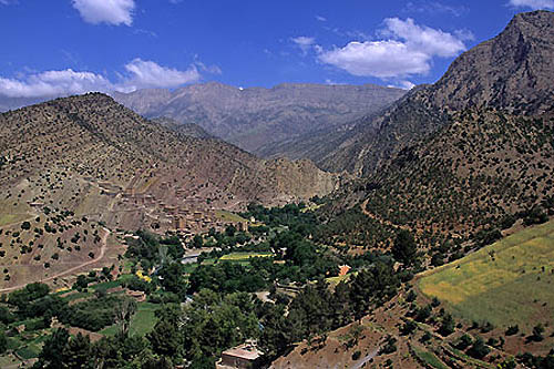 Gorges et sommets d'un Atlas secret