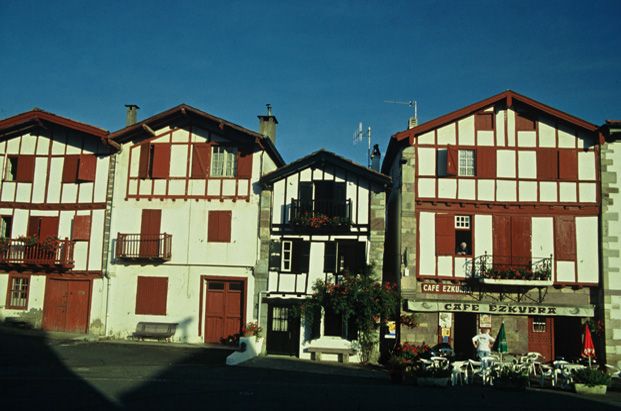 GR10 - HENDAYE - ST JEAN PIED DE PORT (1ère partie)