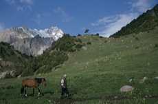 LA GRANDE DECOUVERTE DU KIRGHIZSTAN
