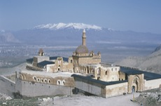 LE MONT ARARAT (5165 M)