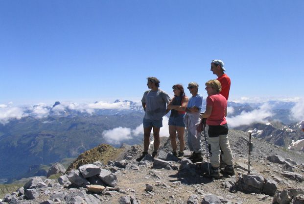 LES DOLOMITES PYRÉNÉENNES
Par les Aiguilles d’Ansabère 