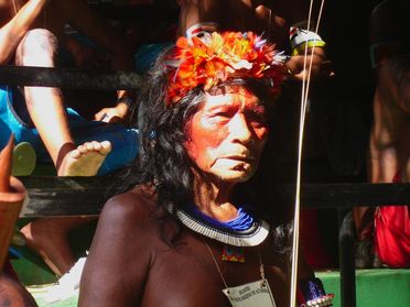 Les Indiens d’Amazonie contre les barrages