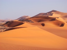 MARCHE CONSCIENTE DANS LA TADRART