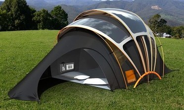 Une tente à énergie solaire